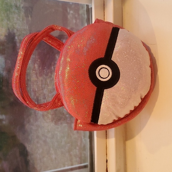 Pikachu pome ball plush bag - Picture 2 of 5
